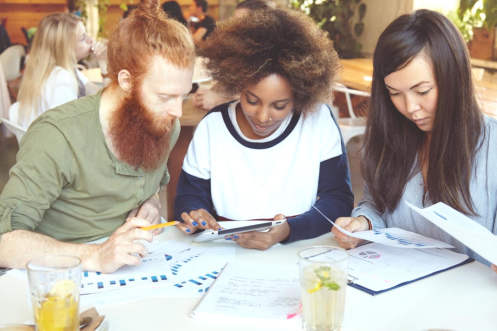 Visualización de análisis financiero y gestión de capital circulante